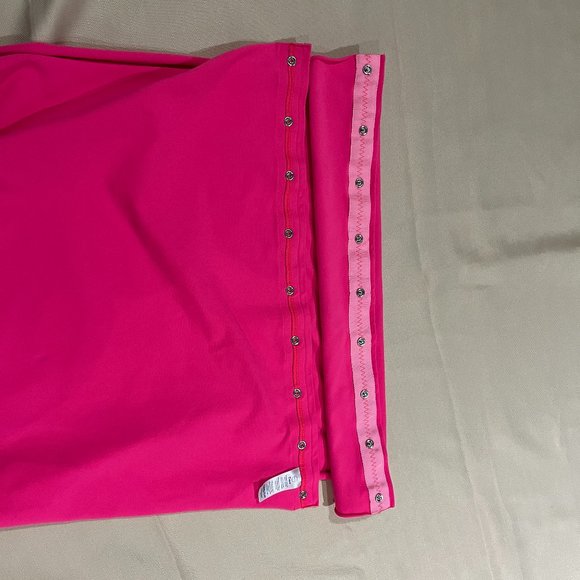 2/$20 Ivivva Scarf - Picture 8 of 12